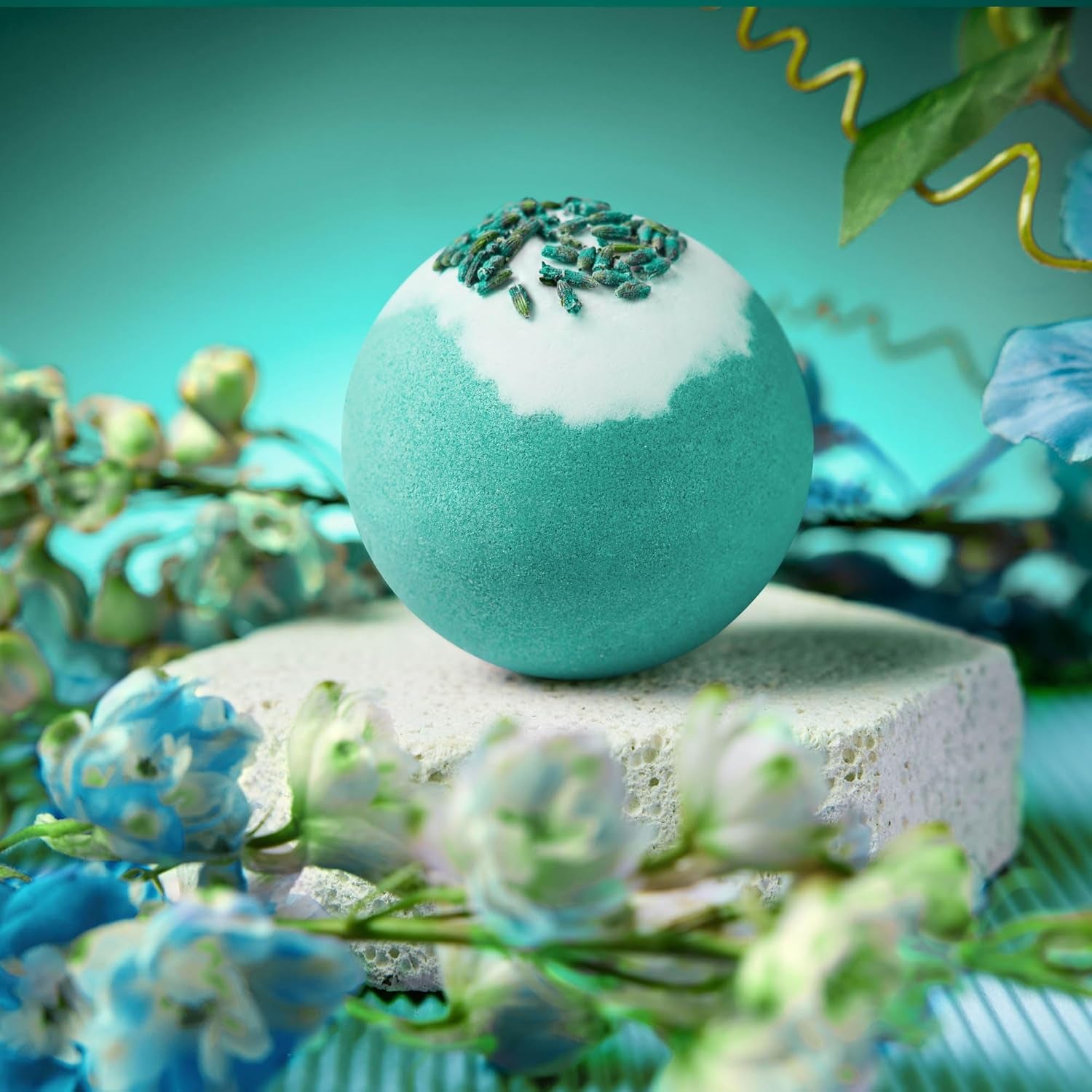 Delightful Gardenia Self-Care Spa Gift Basket - The Perfect Thoughtful Gift for Moms, Sisters, Wives, and Friends on Any Occasion!